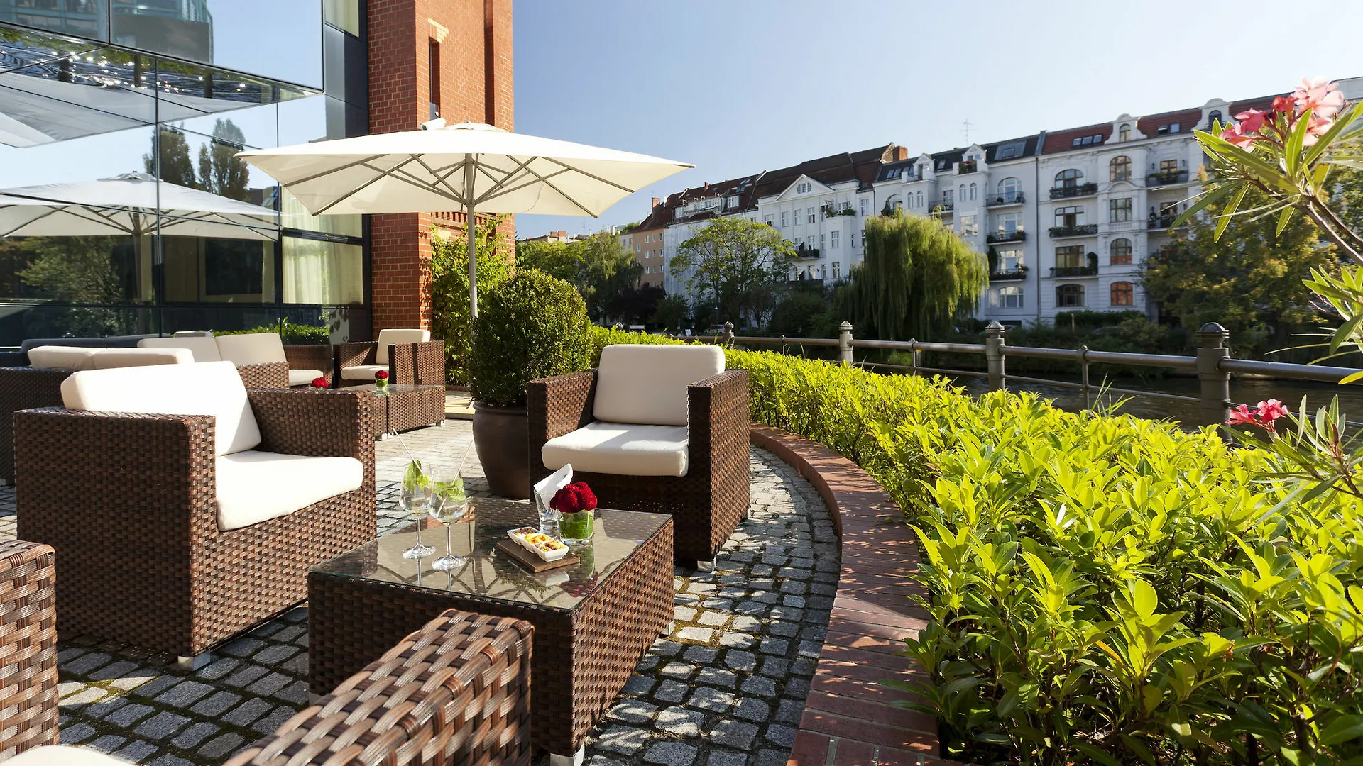 Abion Villa Suites Berlin 5*,